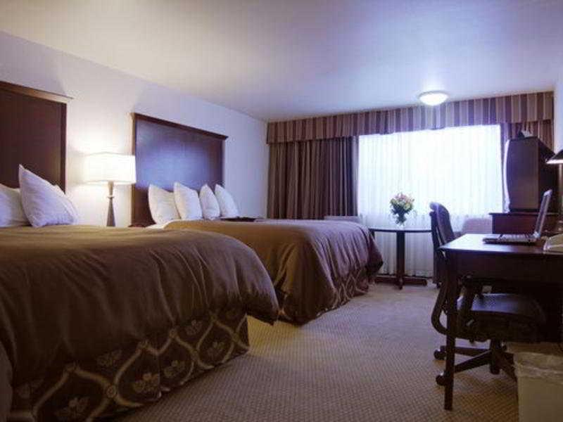 Hotel Ramada By Wyndham Tukwila Southcenter Habitación foto